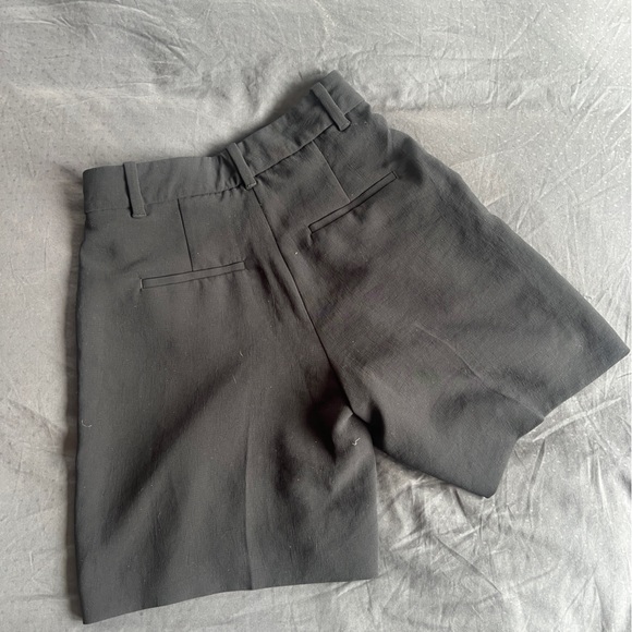 Aritzia effortless shorts black size 0 - Picture 2 of 5